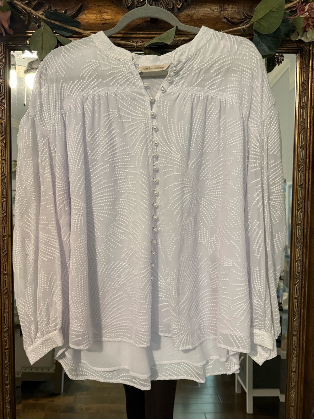 White Soft Surroundings Embellished Button-Front Women's Top